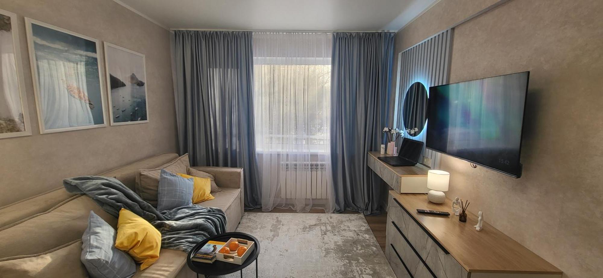 Lux Home Astana Ustʼ-Kamenogorsk エクステリア 写真